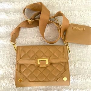 Brand new SteveMadden beige bag